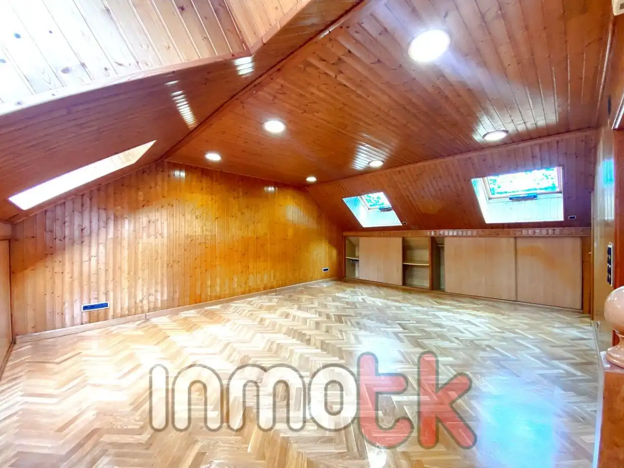 Houses for sale in A Coruña Capital   with Heating, Private garden and Terrace