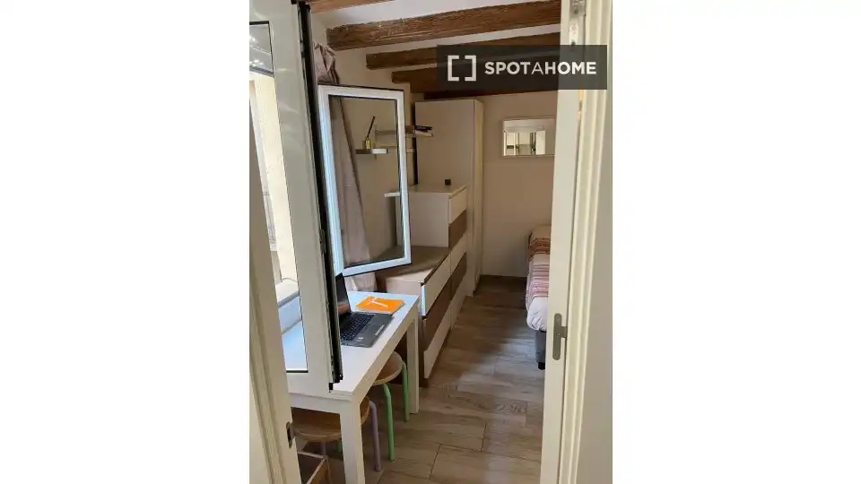 Piso en alquiler en Ciutat Vella, imagen 6