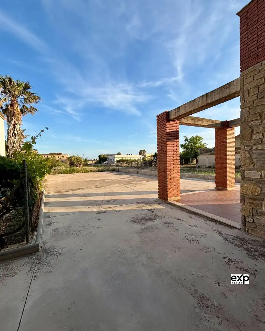Casa o xalet en venda en Deltebre amb Calefacció, Terrassa i Balcó