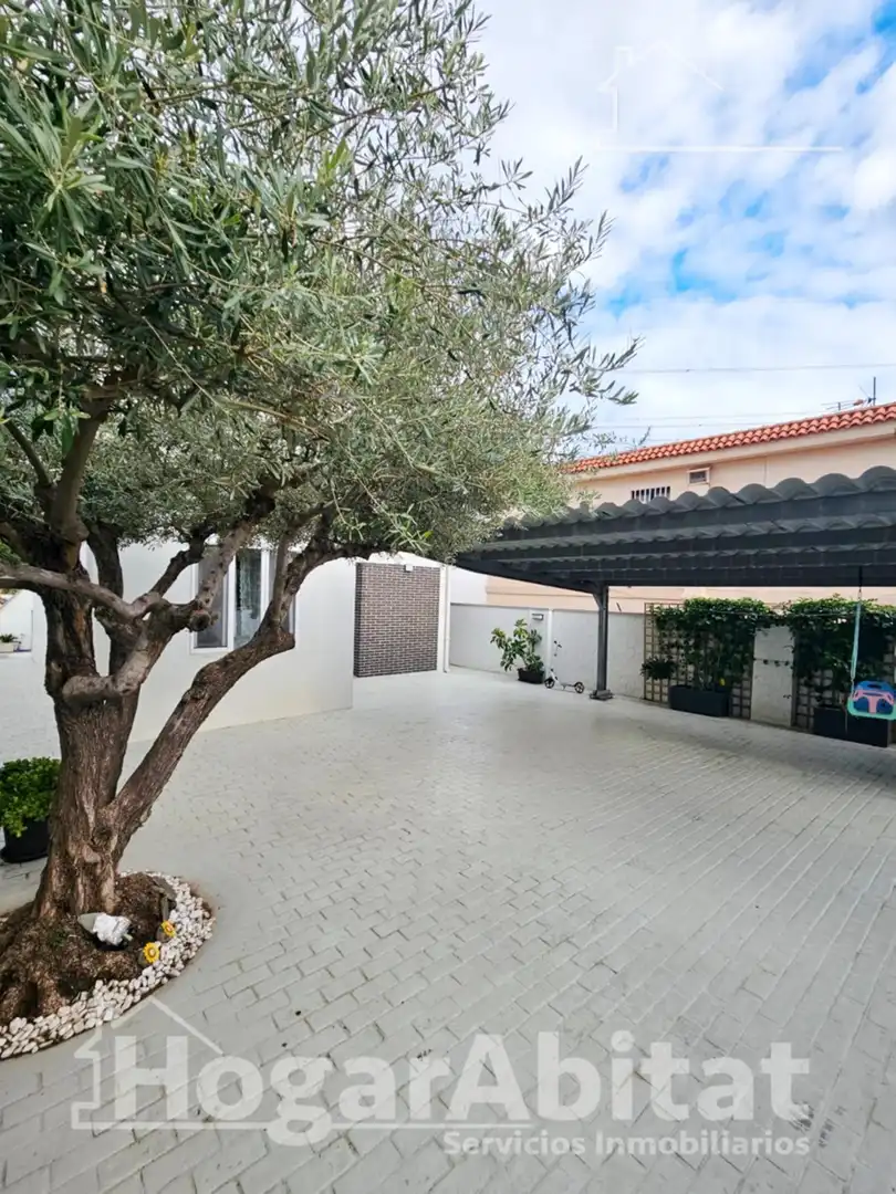 Terrassa de Casa o xalet en venda en Almazora / Almassora amb Aire condicionat, Terrassa i Traster