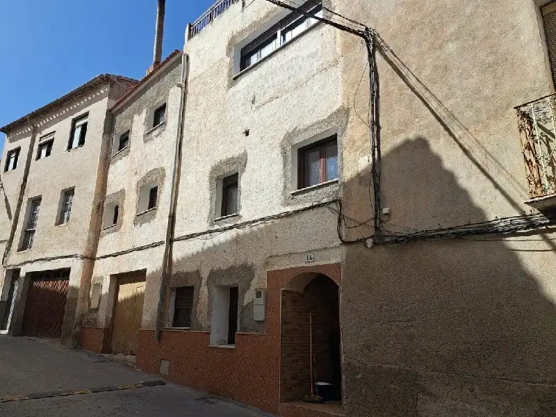 Vista exterior de Casa adosada en venta en Tíjola