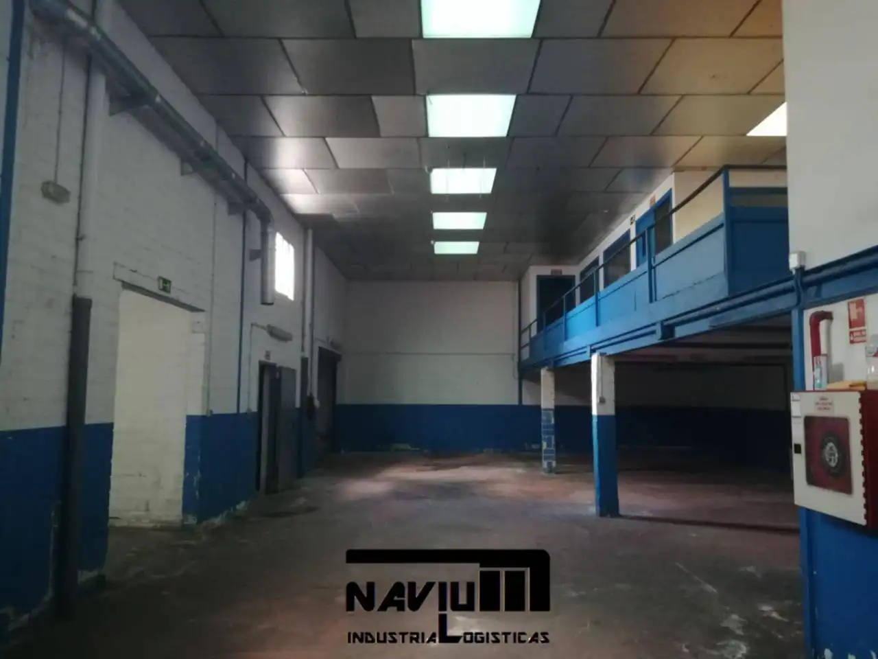 Nau industrial de lloguer a Montserrat - Parque Empresarial