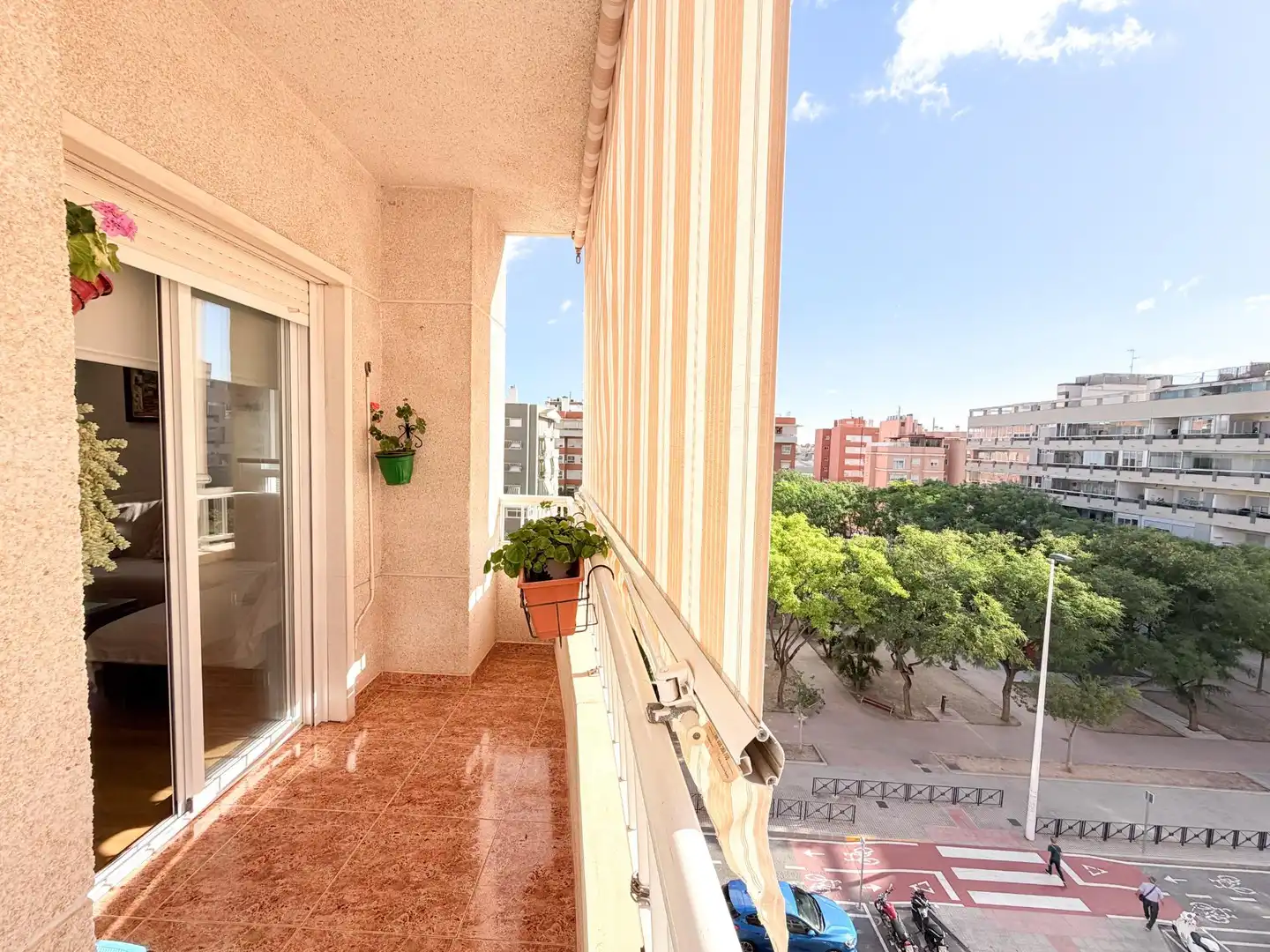 Terrassa de Pis en venda en Elche / Elx amb Aire condicionat, Calefacció i Jardí privat