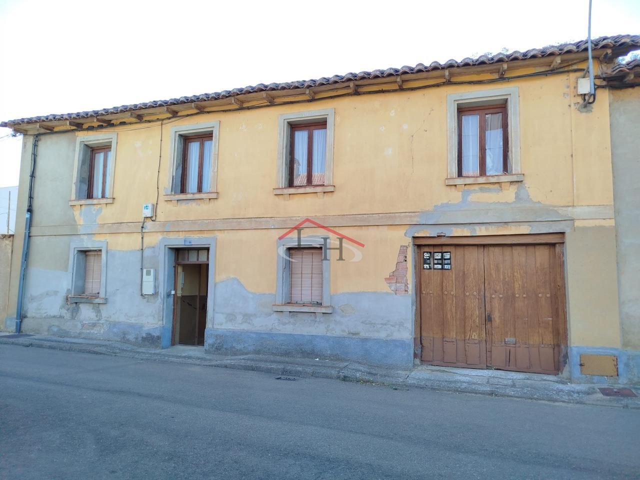 Exterior view of House or chalet for sale in Valdefresno  with Heating