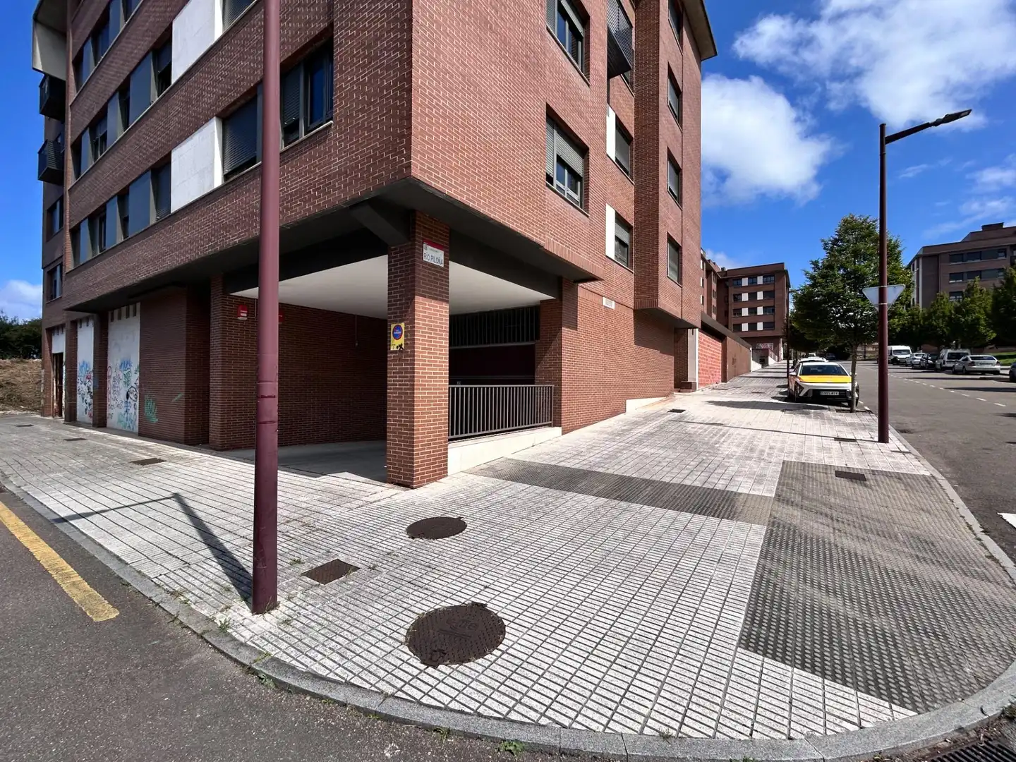 Geschaftsraum zur Miete in Calle Calle Río Piloña, Contrueces