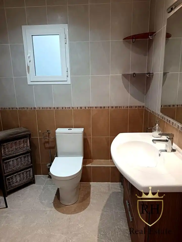 Baño de Piso en venta en  Palma de Mallorca con Aire acondicionado, Calefacción y Terraza