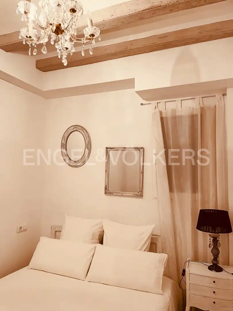 Habitación de Piso en venta en Barcelona con Aire acondicionado, Calefacción y Balcón