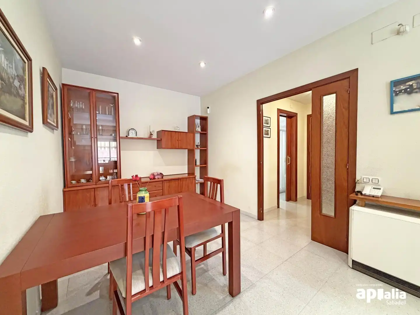 Comedor de Piso en venta en Sabadell con Calefacción y Balcón