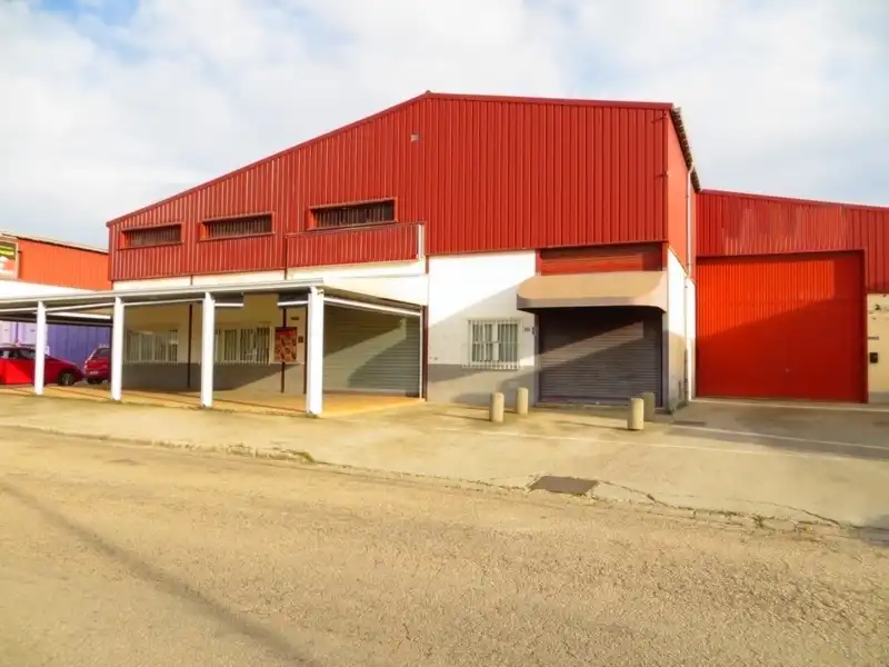 Local comercial en venda a Son Ramonell - Es Figueral