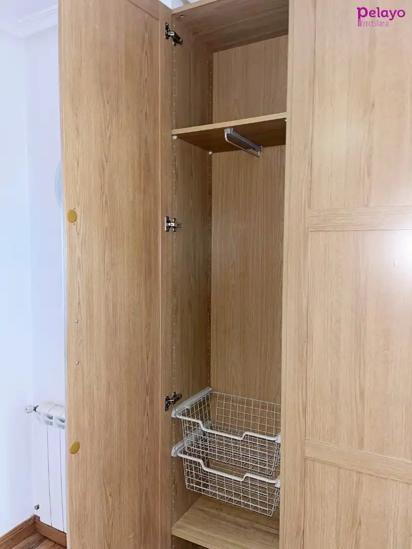 Bathroom of Flat for rent in Reocín  with Heating, Storage room and Furnished