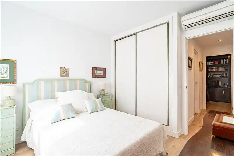 Habitación de Casa o chalet en venta en Calvià con Aire acondicionado, Calefacción y Jardín privado