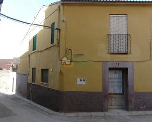 Vista exterior de Casa o xalet en venda en Els Torms amb Terrassa