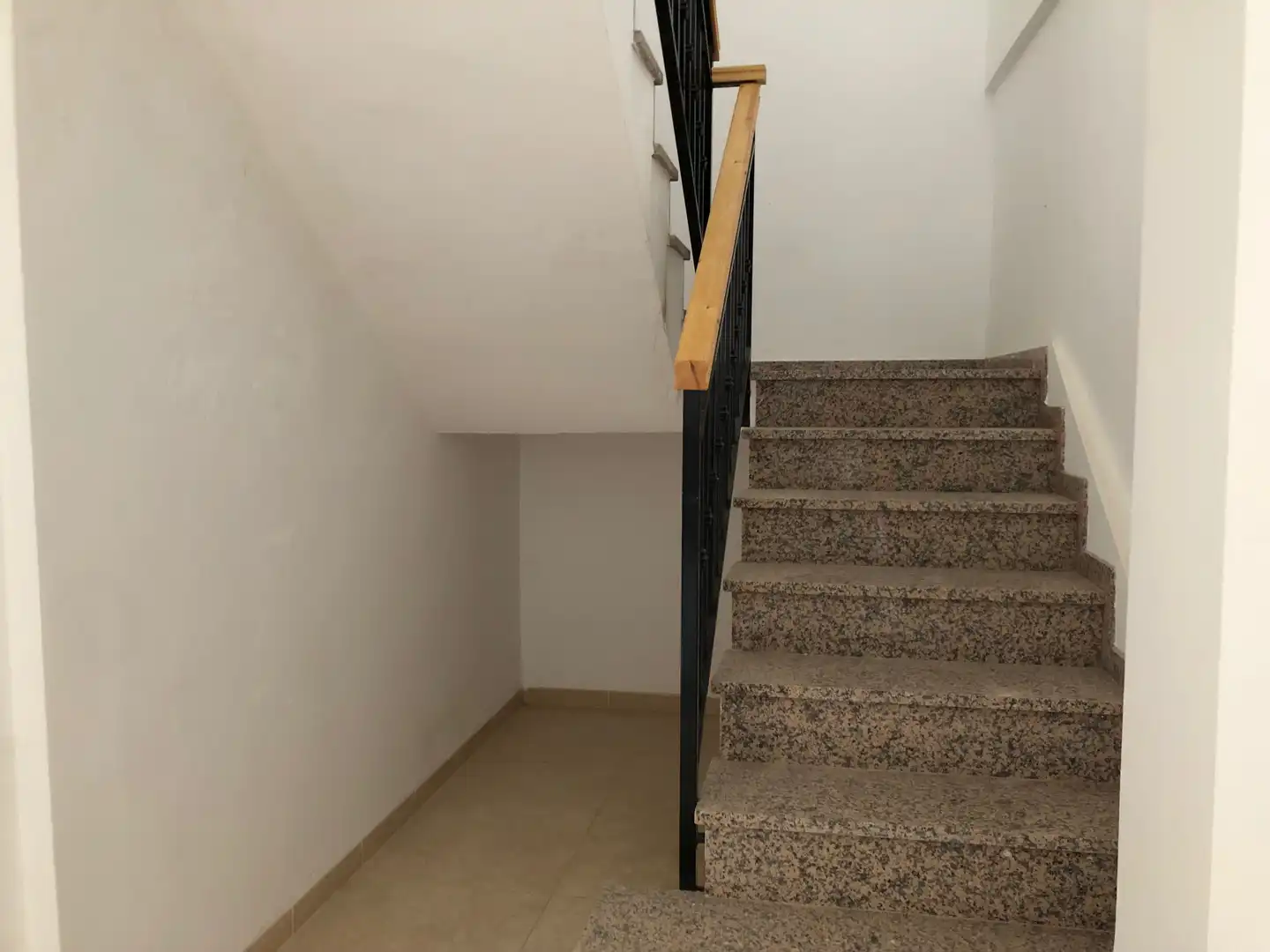 Casa adosada en venta en Nevada con Terraza y Trastero