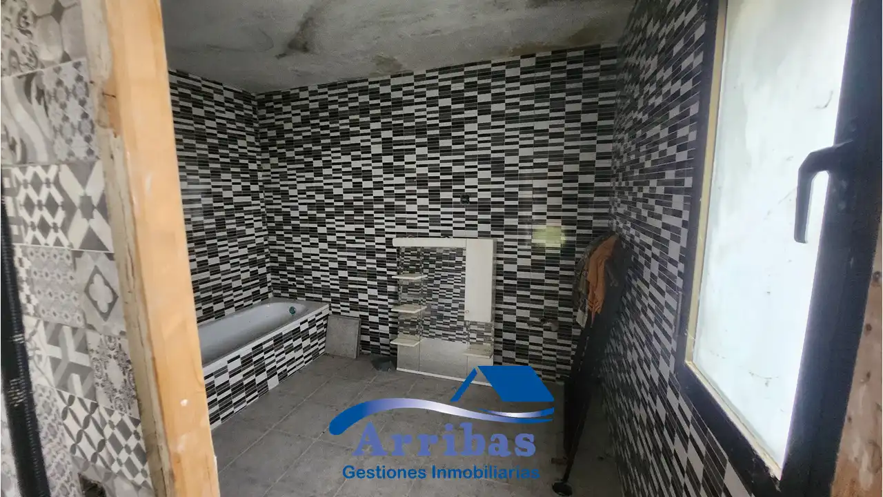 Country homes for sale in Escalona
