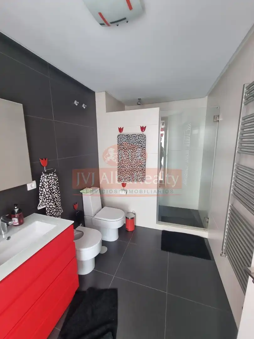 Badezimmer von Wohnung zum Verkauf in Albacete mit Heizung und Terrasse