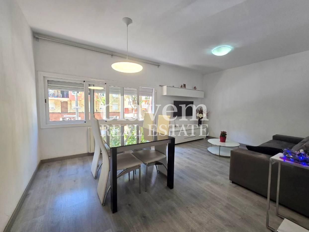 Flat for sale in De Fabra I Puig, El Turó de la Peira