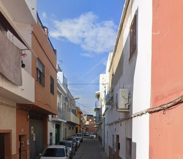 Vista exterior de Pis en venda en  Sevilla Capital
