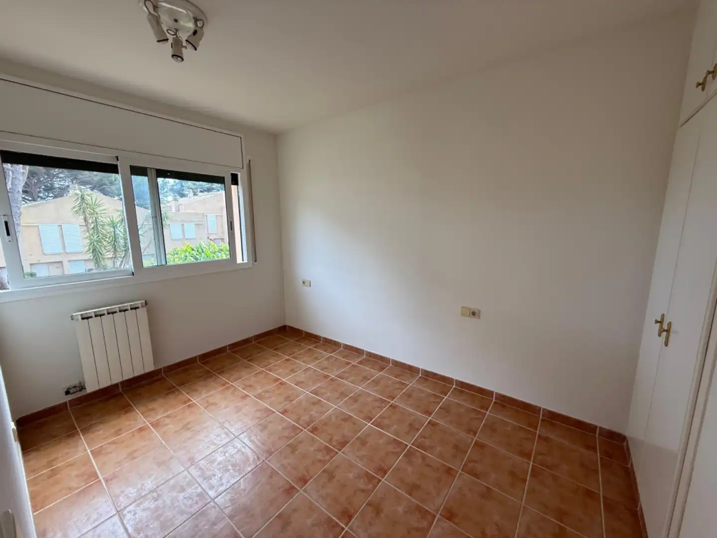 Habitación de Casa adosada en venta en Sant Feliu de Guíxols con Jardín privado, Terraza y Balcón