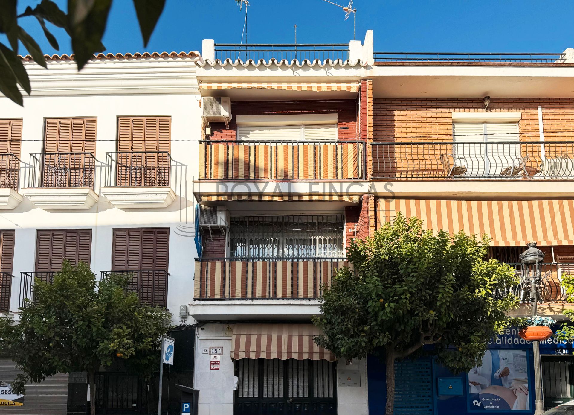 Exterior view of Single-family semi-detached for sale in Benalmádena  with Air Conditioner, Terrace and Storage room