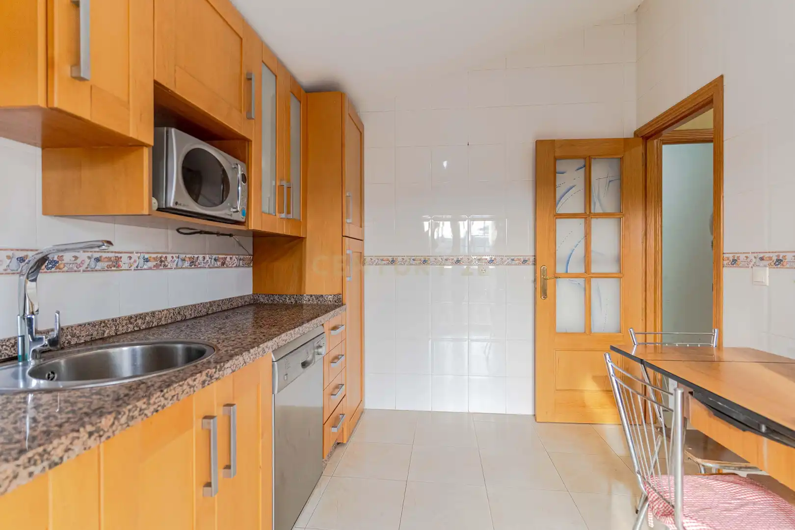 Cocina de Casa o chalet en venta en Dúrcal con Jardín privado