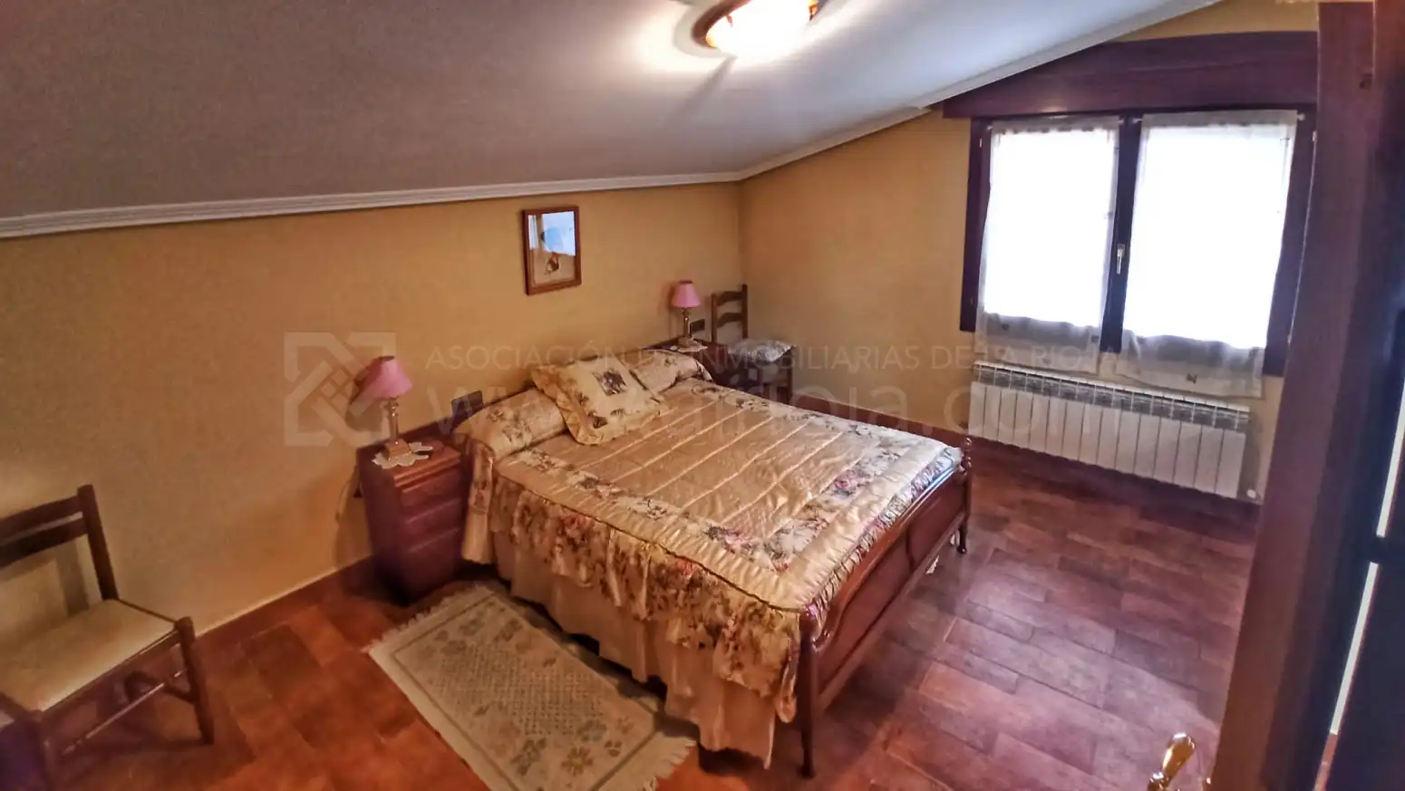 Habitación de Casa o chalet en venta en Samaniego con Calefacción, Trastero y Amueblado
