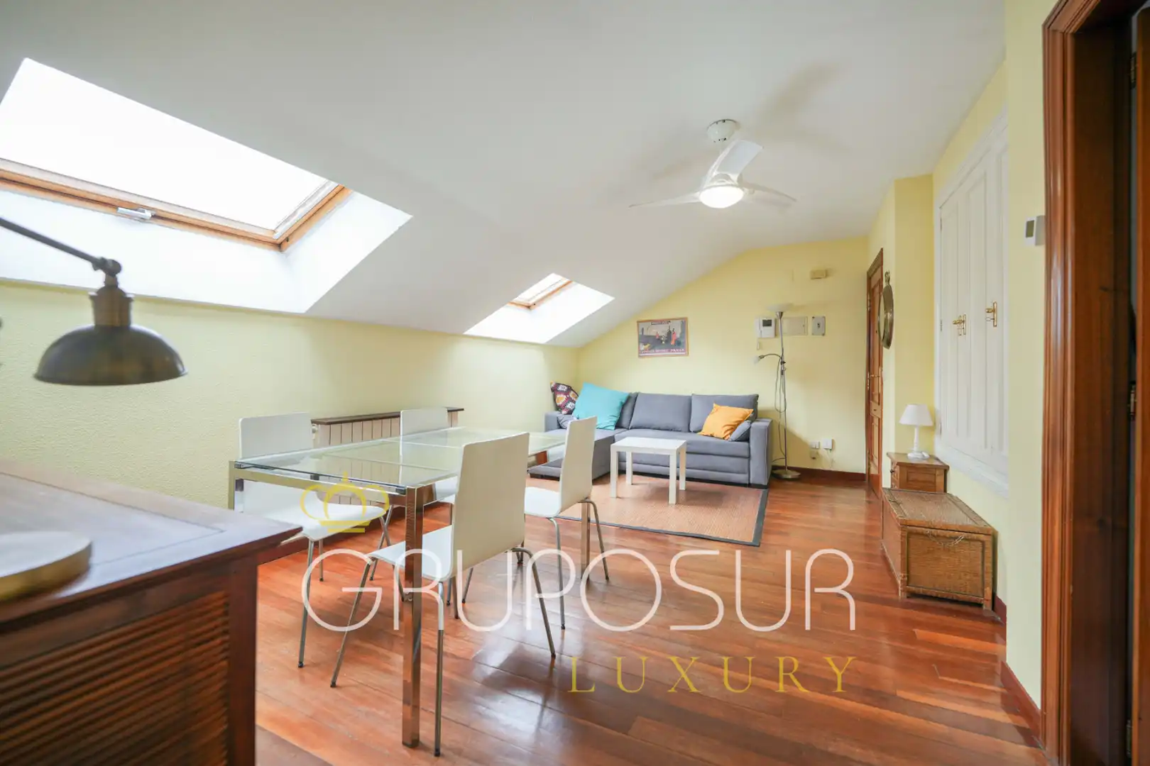 Sala de estar de Apartamento en venta en Valladolid con Aire acondicionado, Calefacción y Parquet