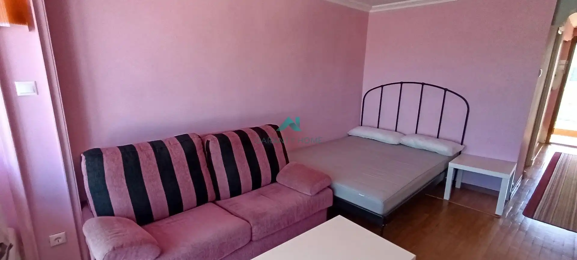 Bedroom of Study for rent in Laredo  with Private garden and Furnished