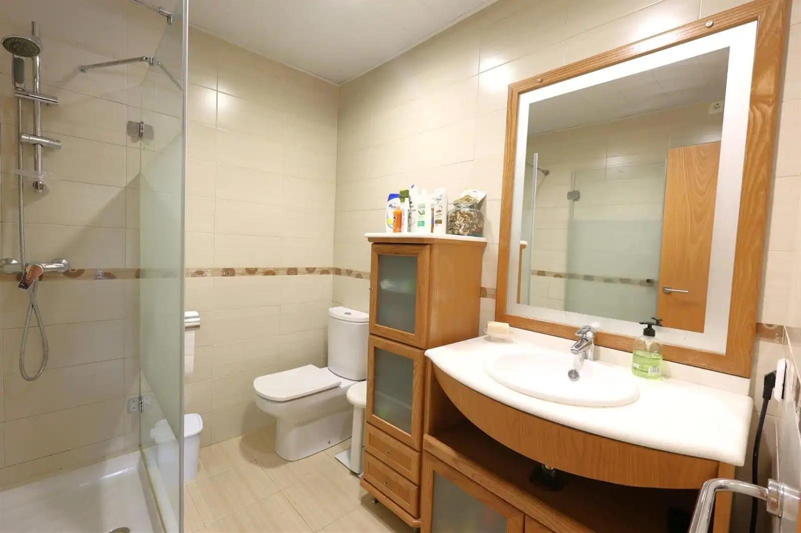 Badezimmer von Wohnung zum Verkauf in El Vendrell mit Klimaanlage, Heizung und Terrasse