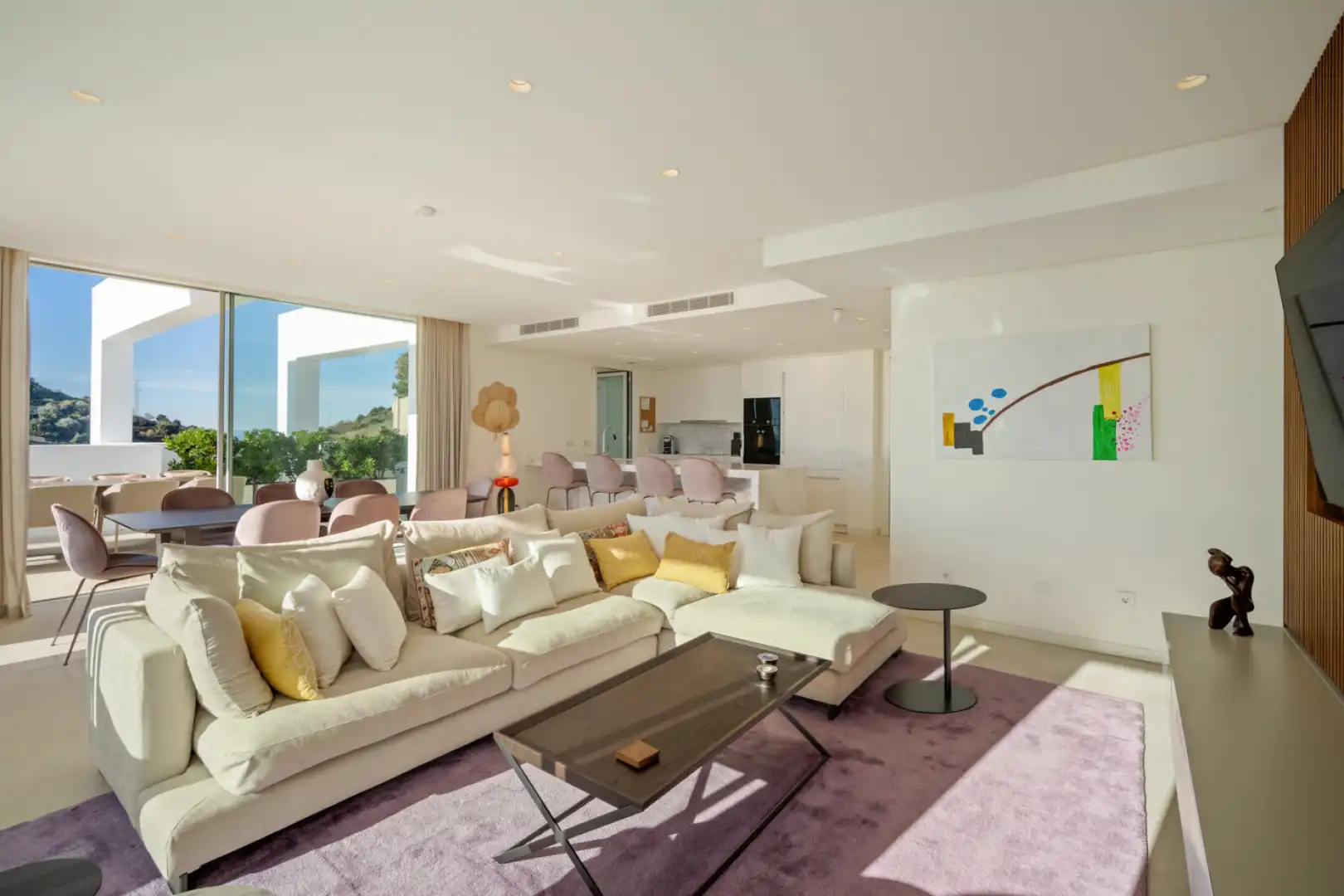 Sala de estar de Ático en venta en Marbella con Aire acondicionado, Terraza y Trastero
