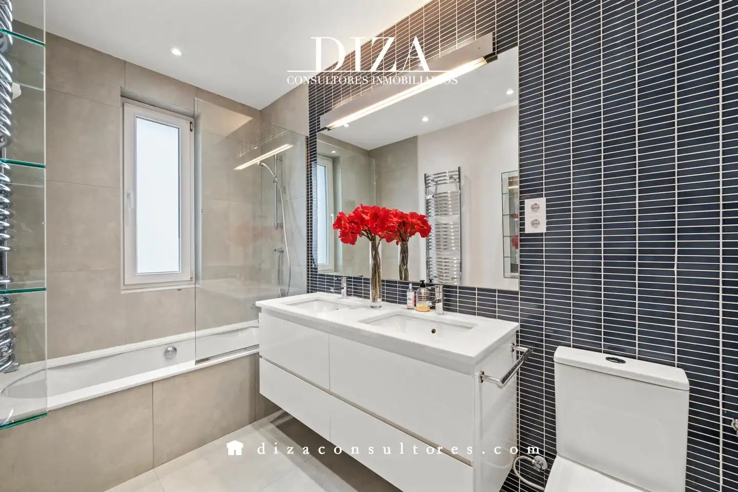 Badezimmer von Wohnung zur Miete in Madrid mit Klimaanlage, Heizung und Balkon