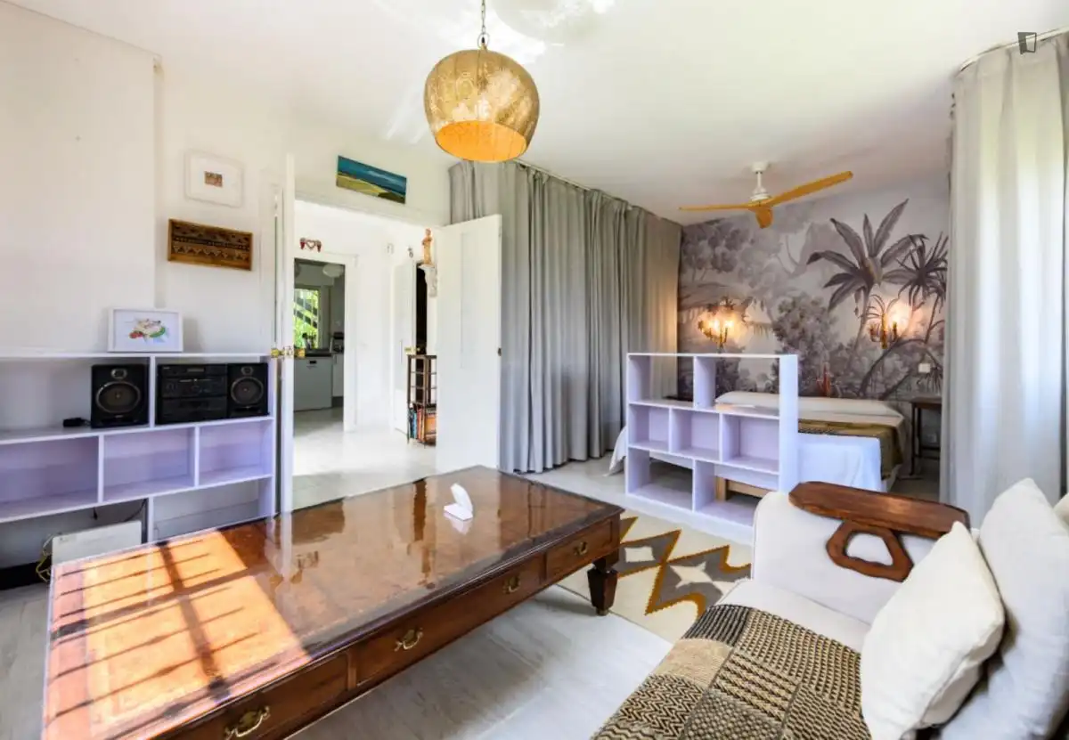 Sala de estar de Apartamento de alquiler en La Moraleja con Calefacción, Amueblado y Horno