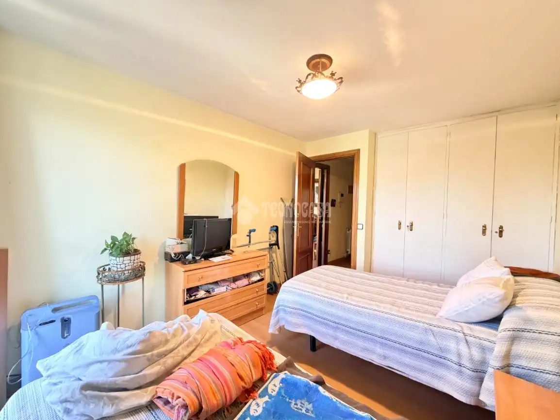 Schlafzimmer von Wohnung zum Verkauf in Madrid mit Klimaanlage, Heizung und Terrasse