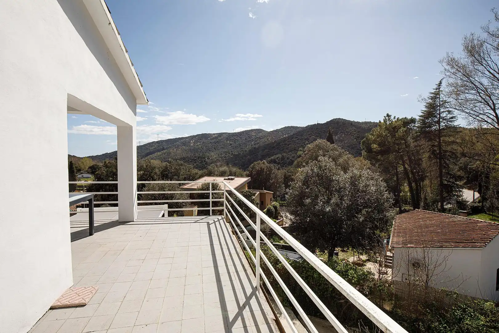 Terrasse von Wohnung zur Miete in Sant Martí de Llémena mit Klimaanlage, Privatgarten und Terrasse