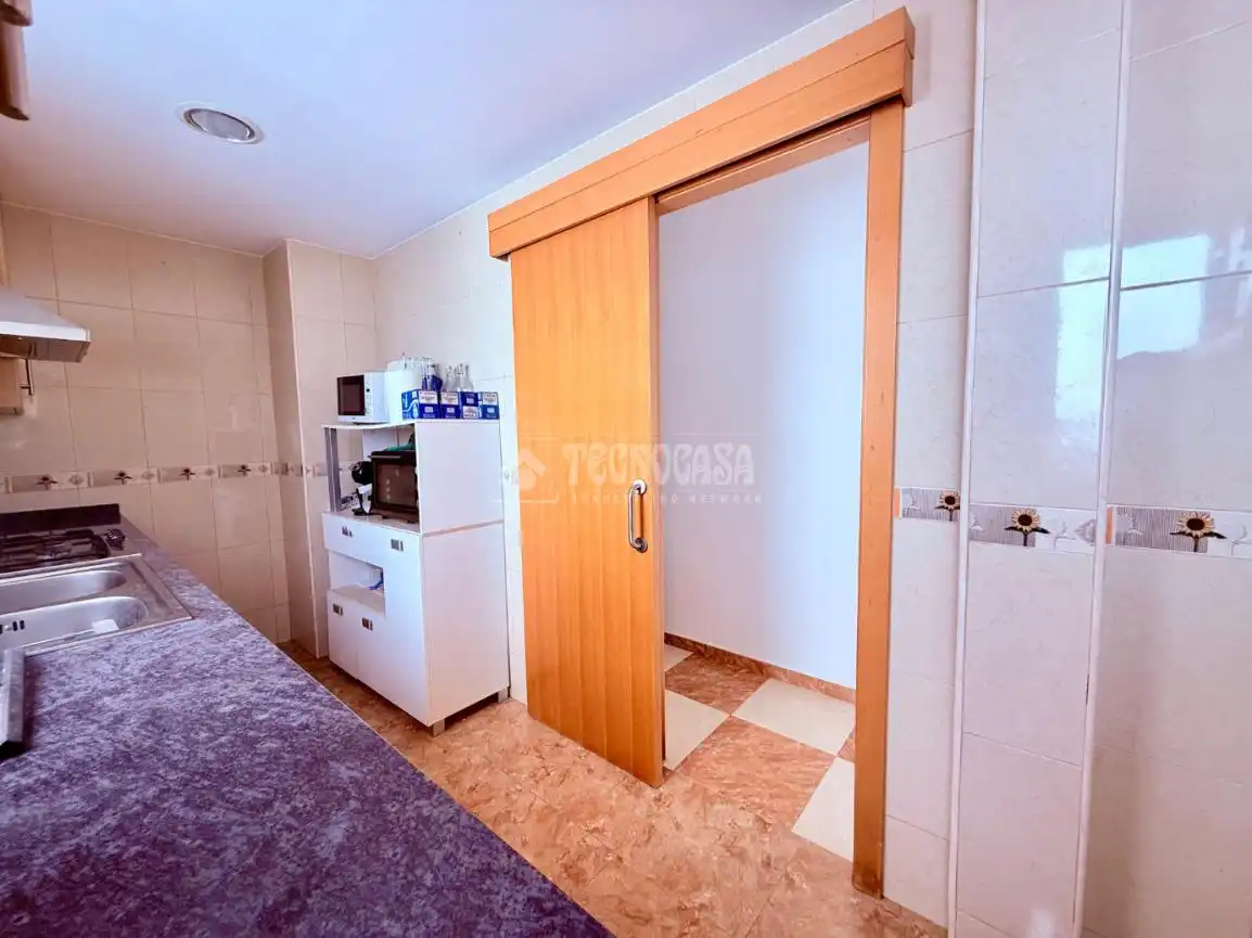 Küche von Wohnung zum Verkauf in Mislata mit Klimaanlage, Möbliert und Balkon