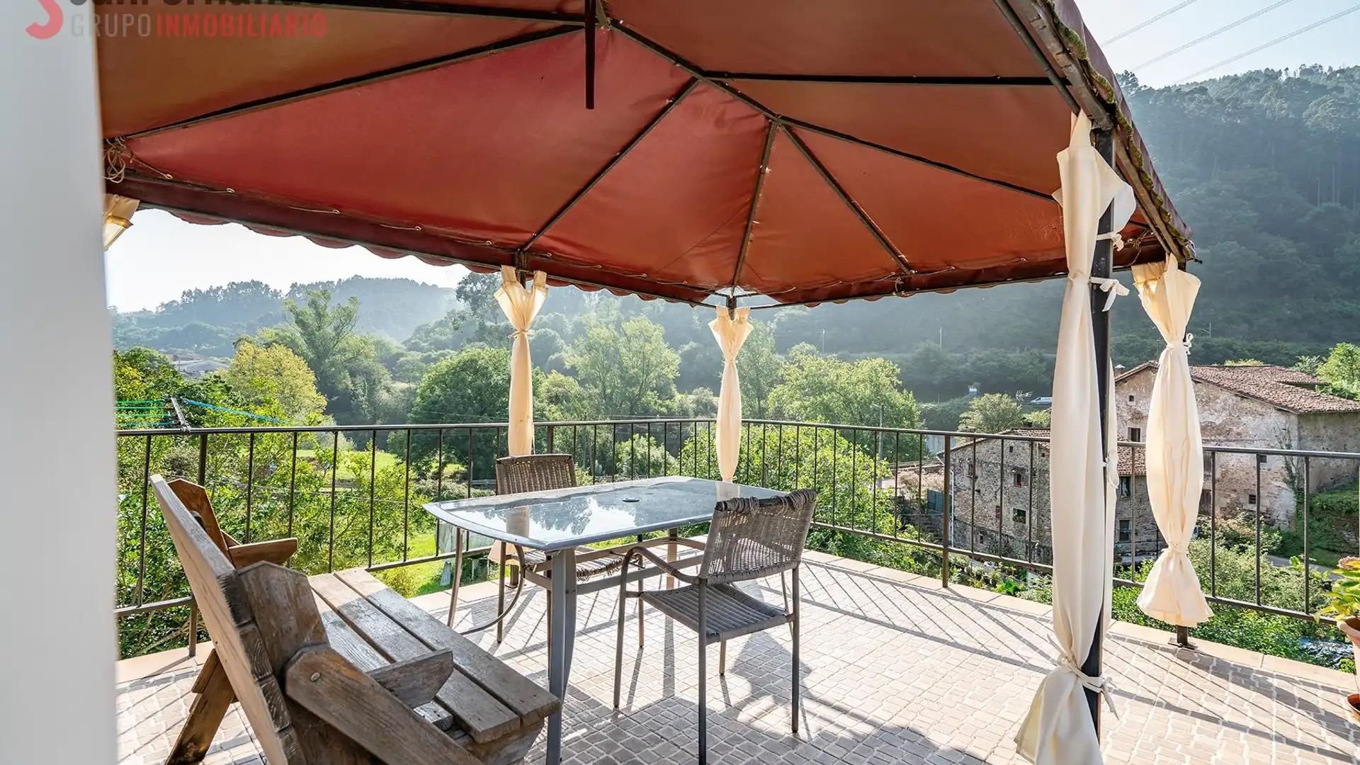 Terraza de Casa o chalet en venta en Cartes con Calefacción, Jardín privado y Terraza