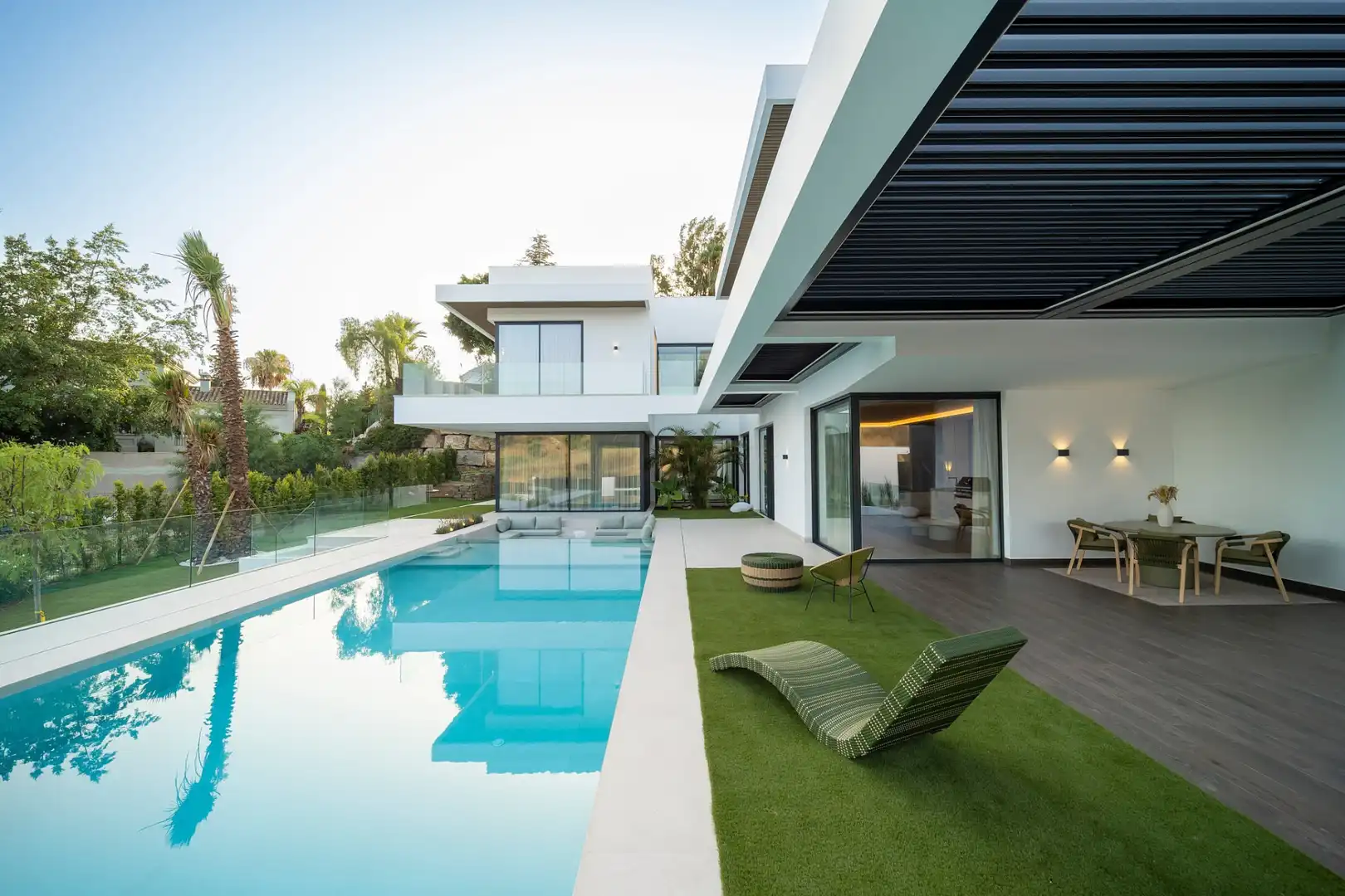 House with pool for sale in Estepona Pueblo