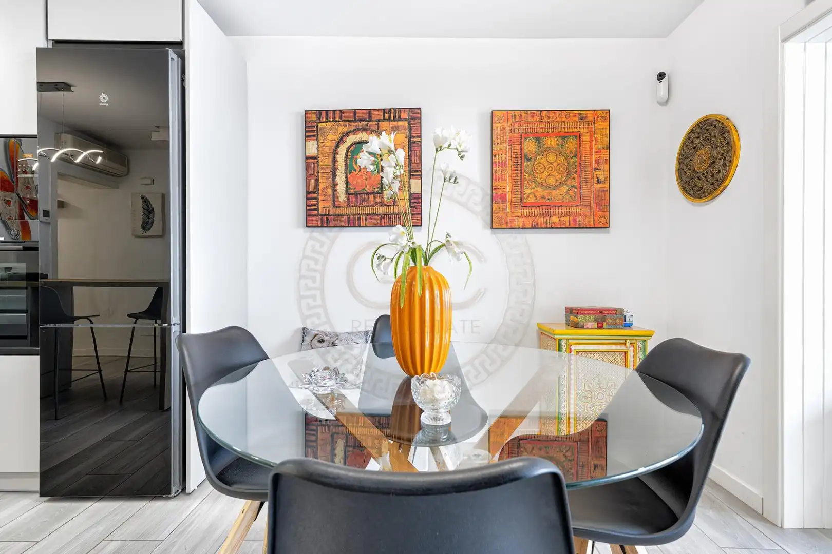 Esszimmer von Einfamilien-Reihenhaus zum Verkauf in San Bartolomé de Tirajana mit Klimaanlage, Privatgarten und Terrasse