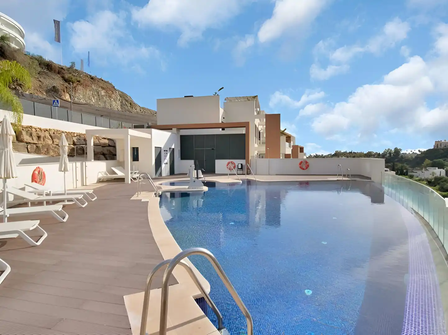 Àtic amb piscina en venda a La Quinta, imagen 28