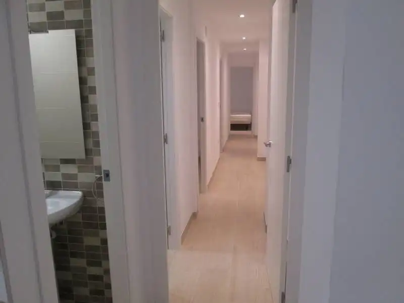 Wohnung zur Miete in Elche / Elx mit Klimaanlage, Möbliert und Balkon