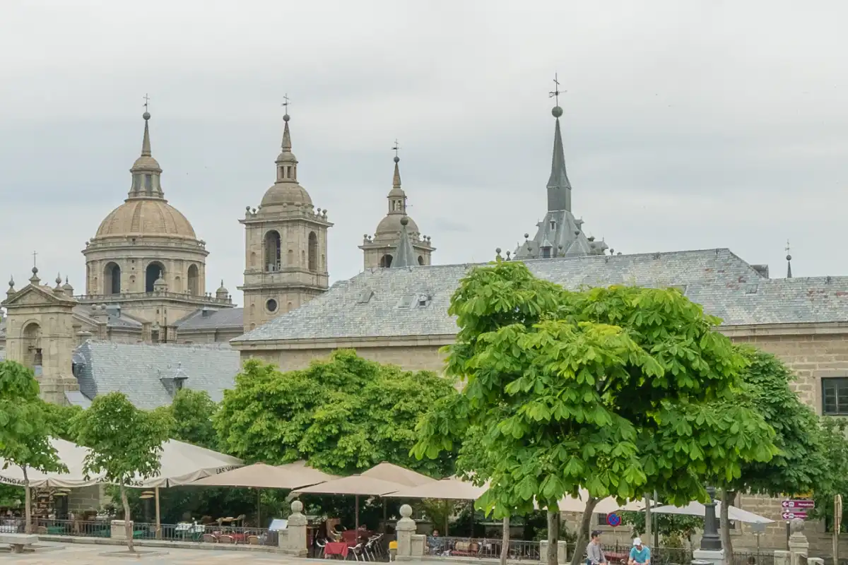 Vista exterior de Pis en venda en El Escorial amb Aire condicionat, Calefacció i Parquet