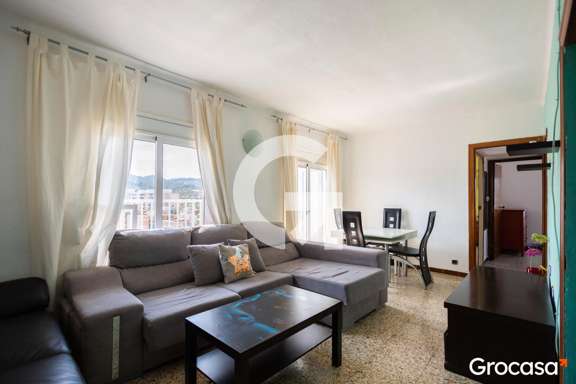 Living room of Flat for sale in Sant Boi de Llobregat  with Furnished, Oven and Balcony