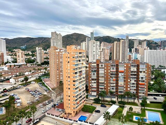 Apartamento en Venta en Avenida de Juan Fuster Zaragoza en Rincón Bajo