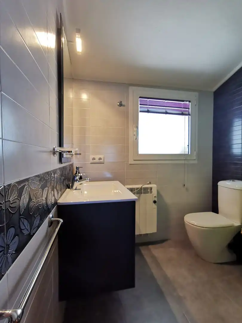 Baño de Casa o chalet en venta en Cervera con Calefacción y Jardín privado