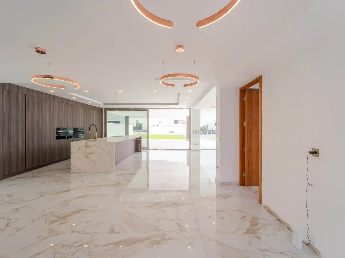 Houses for sale in Torrent  with Air Conditioner, Private garden and Terrace