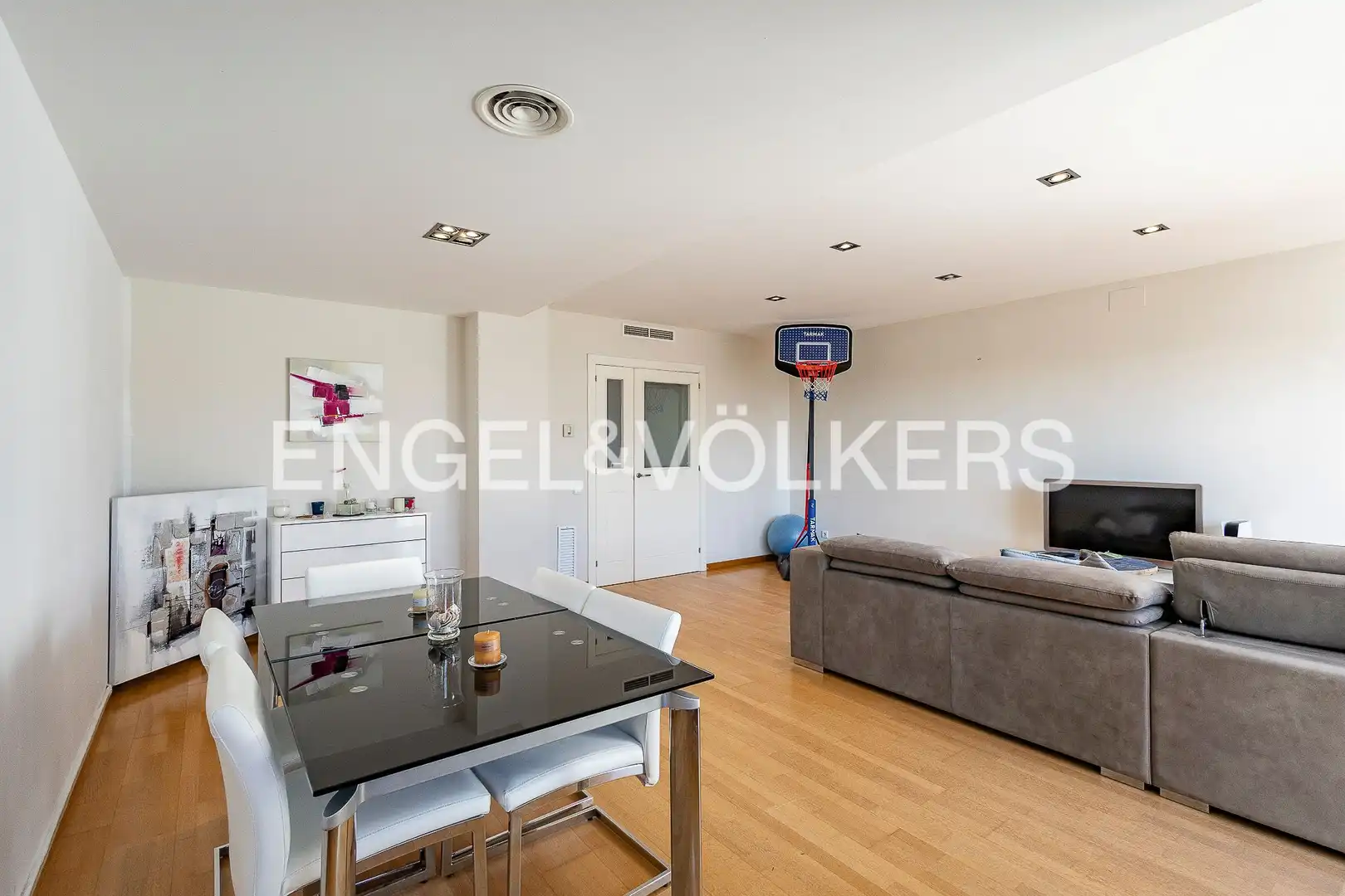 Wohnzimmer von Wohnung zum Verkauf in Sitges mit Klimaanlage, Heizung und Parkett
