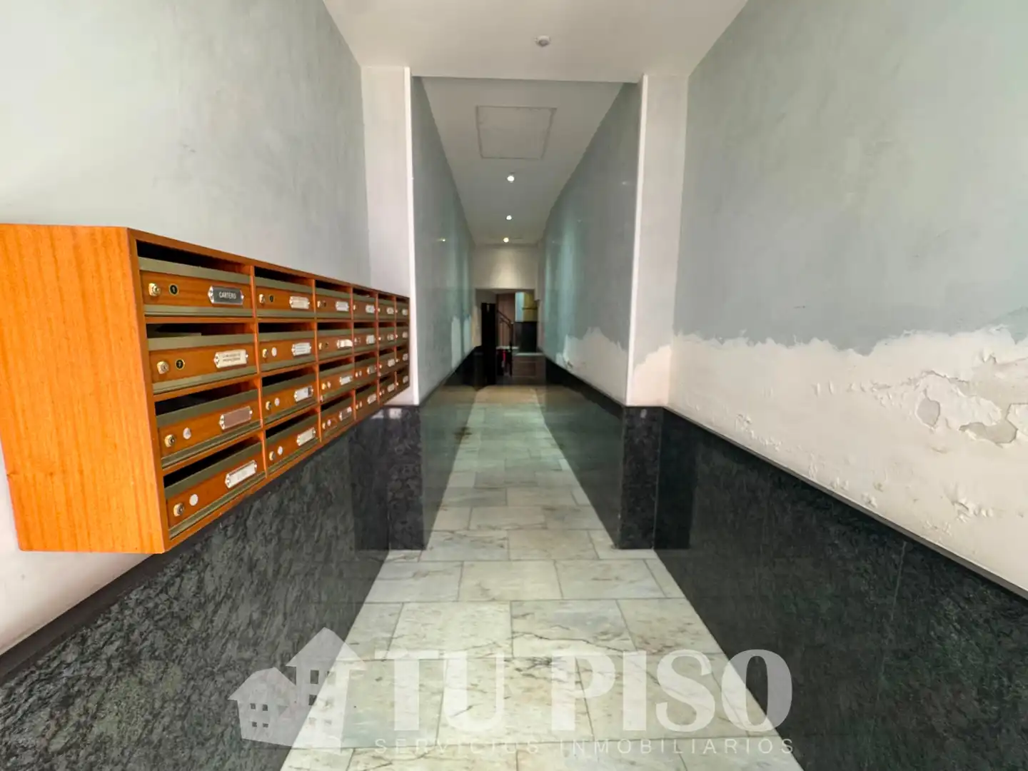 Piso en venta en Madrid con Calefacción y Amueblado