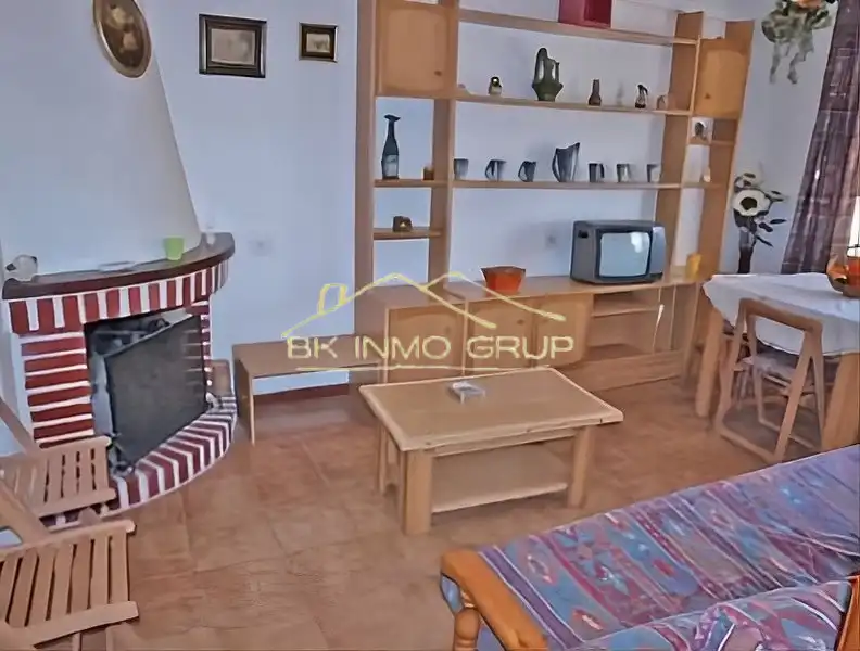 Sala d'estar de Apartament en venda en Peñíscola / Peníscola amb Terrassa, Moblat i Piscina comunitària
