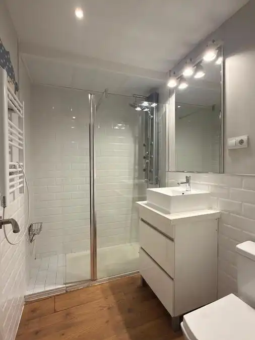 Bathroom of Flat for sale in Chamberí