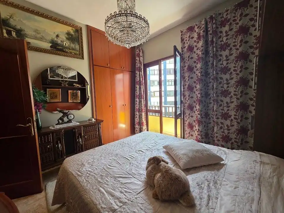Schlafzimmer von Wohnung zum Verkauf in Las Palmas de Gran Canaria mit Klimaanlage, Heizung und Privatgarten