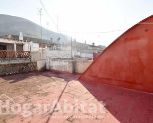 Vista exterior de Pis en venda en Simat de la Valldigna amb Terrassa